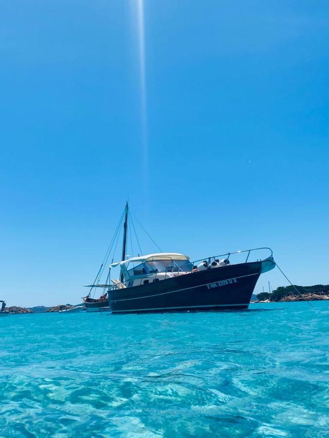 Casa Ilva Hotell La Maddalena  Exteriör bild