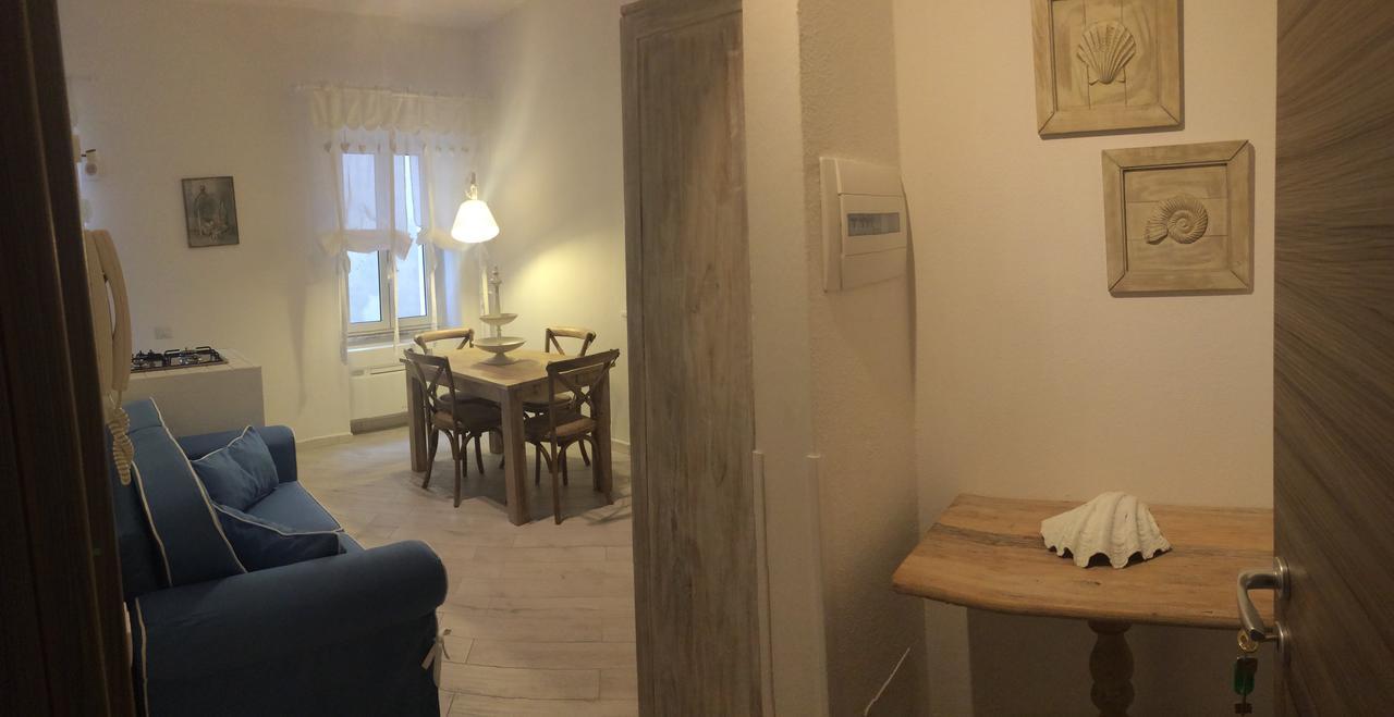 Casa Ilva Hotell La Maddalena  Exteriör bild