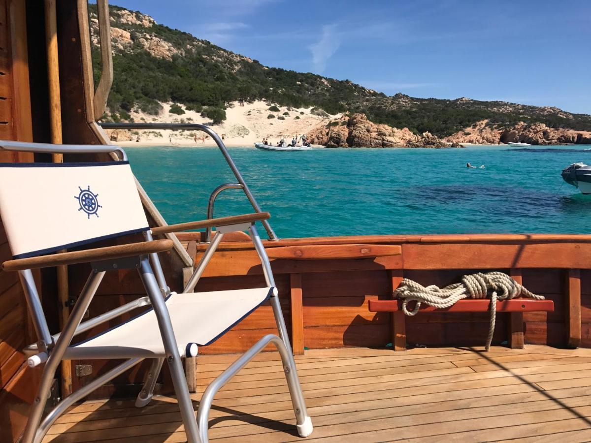 Casa Ilva Hotell La Maddalena  Exteriör bild